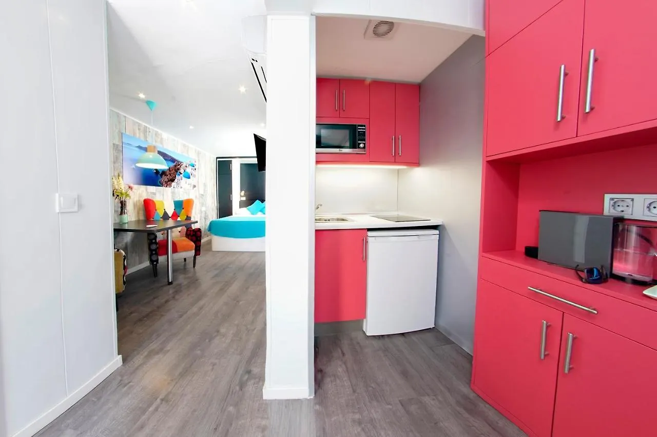 Sunsands Atico Playa76 Carihuela Torremolinos 0*,  Spain
